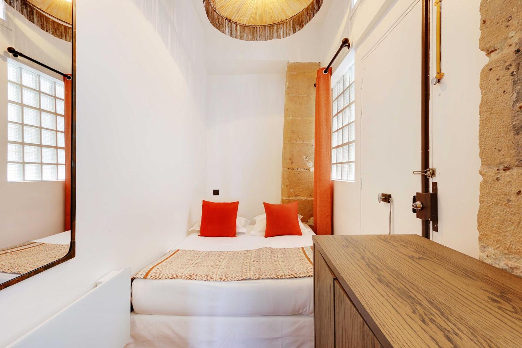 Apartamento Refinement & Parisian Charm - Marais *